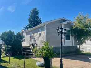 Detached Wainwright homes