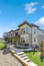 Row/Townhouse East Springbank Hill homes
