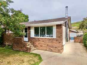 Detached Peace River homes