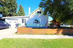 Detached Pincher Creek homes