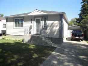 Just listed Victoria Park homes for sale new 947 20th Street S in Victoria Park Lethbridge