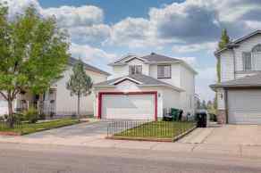 Detached Parkridge Estates homes
