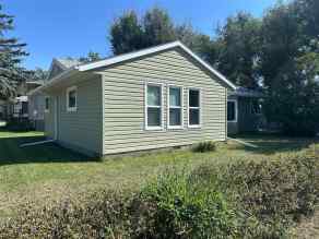 Detached Taber homes
