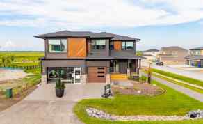 Detached Balzac homes