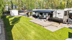 Recreational Raymond Shores homes