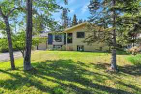Detached Sundre homes