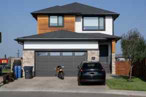 Just listed Riverstone homes for sale new 421 Rivergrove Chase W in Riverstone Lethbridge