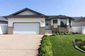 Detached Northeast Crescent Heights homes
