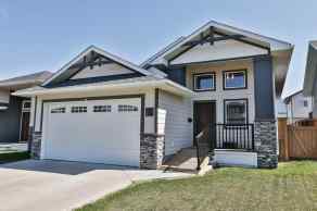 Detached Garry Station homes