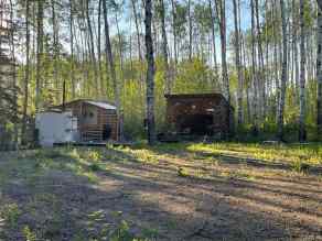 Recreational Rural Mackenzie County homes