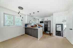 Detached Huntington Hills homes