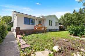 Just listed Charleswood homes for sale new 3419 19 Street NW in Charleswood Calgary