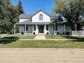 Detached Stettler homes
