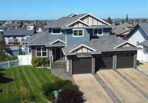 Just listed Lakeway Landing homes for sale new 6 Laurel Close  in Lakeway Landing Sylvan Lake
