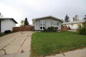 Detached Mountview homes