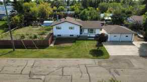 Detached Castor homes