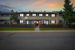 Row/Townhouse Marlborough Park homes