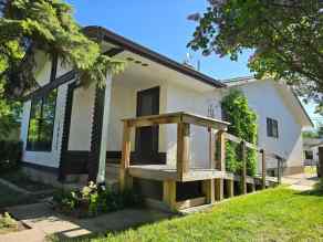 Semi Detached (Half Duplex) Peace River homes