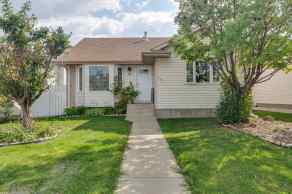 Detached Deer Park Estates homes