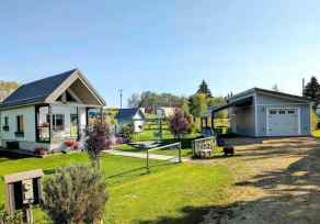 Detached Winfield homes