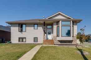 Detached Hewlett Park homes