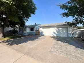 Detached Taber homes