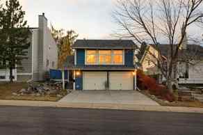 Detached MacEwan Glen homes