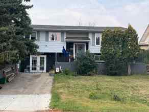 Detached Drumheller homes