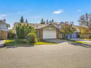 Detached Woodbine homes