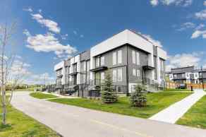 Row/Townhouse Nostalgia Townlet homes