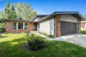 Detached Okotoks homes