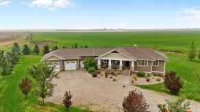Detached Rural Lethbridge County homes