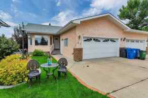 Semi Detached (Half Duplex) Deer Park Village homes