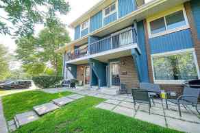 Row/Townhouse Woodlands homes