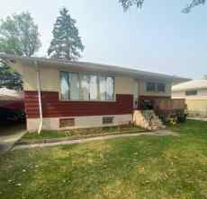 Detached Brooks homes