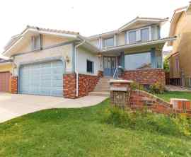 Detached Signal Hill homes