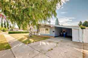 Detached Lethbridge homes