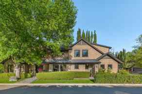 Detached Elbow Park homes