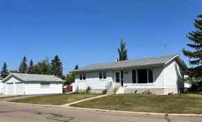 Just listed NONE homes for sale new 790 4 Avenue SE in NONE Three Hills