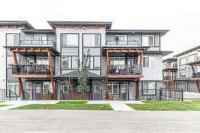 Row/Townhouse Nostalgia Townlet homes