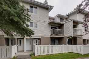 Row/Townhouse Glenbrook homes
