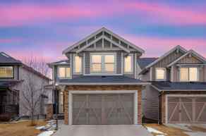 Detached Williamstown homes