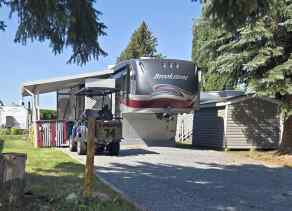 Recreational Rural Red Deer County homes