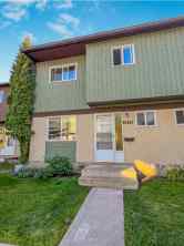 Row/Townhouse South Patterson Place homes