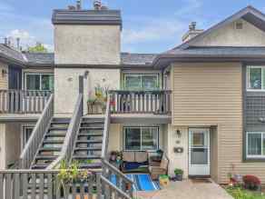 Row/Townhouse Cedarbrae homes