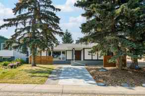 Detached Lake Bonaventure homes