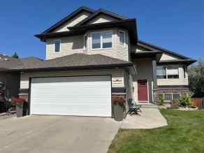 Detached Riverstone homes