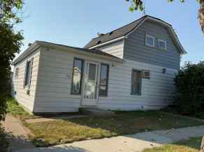 Detached Vulcan homes