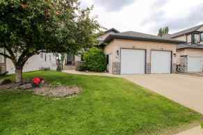 Detached Lancaster Green homes