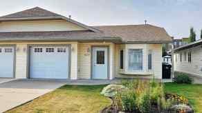Semi Detached (Half Duplex) Sundre homes